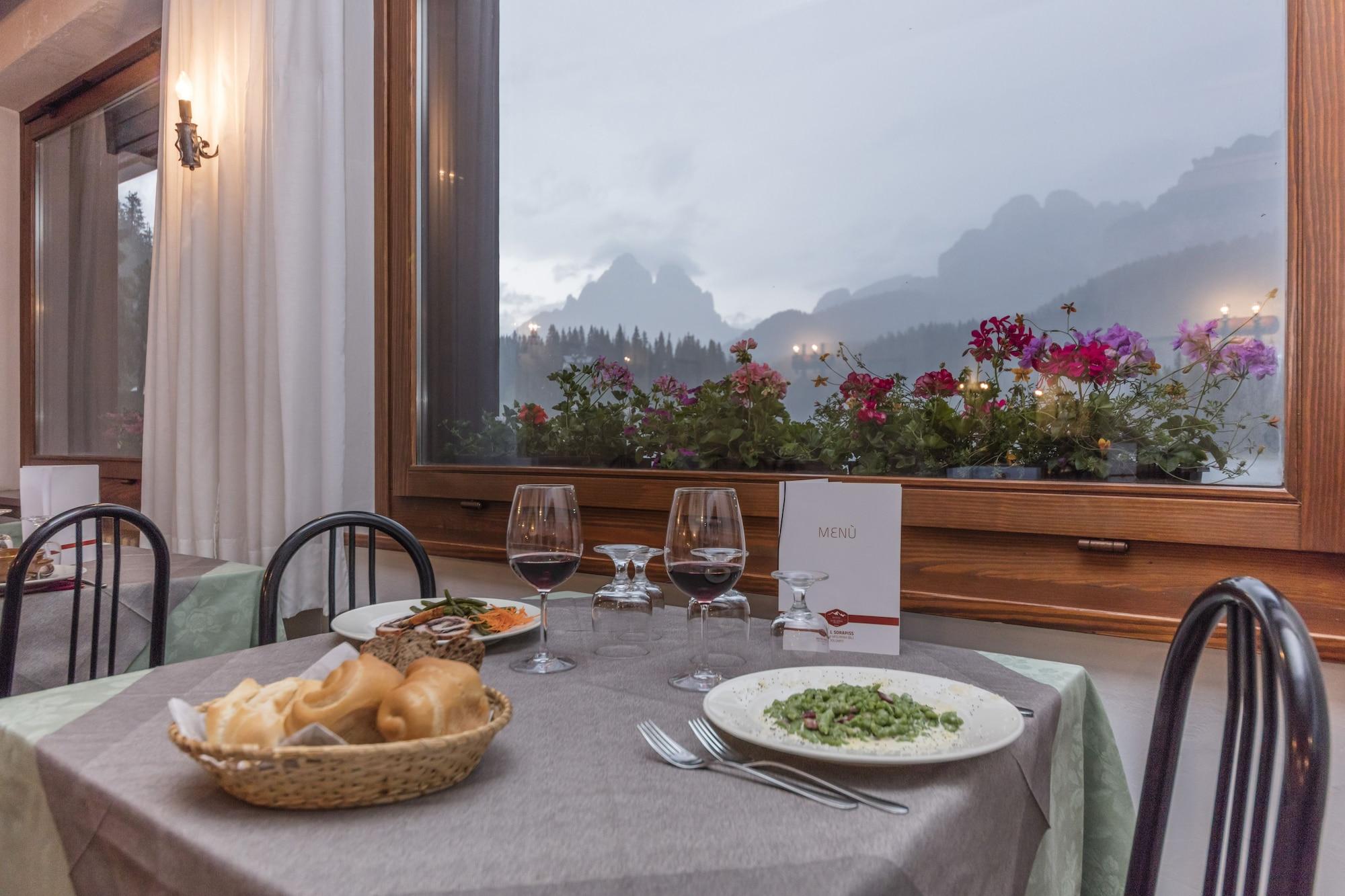 Sorapiss Hotel
